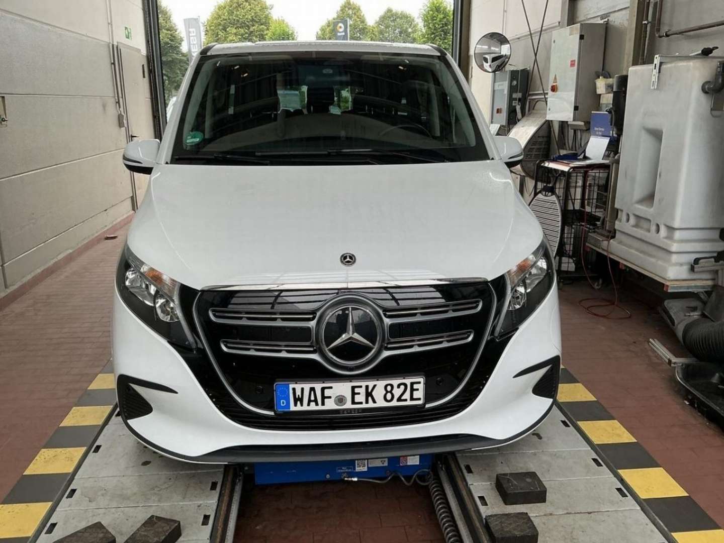 Mercedes EQV 300 DISTR - 2024 - Joinsteer - #5