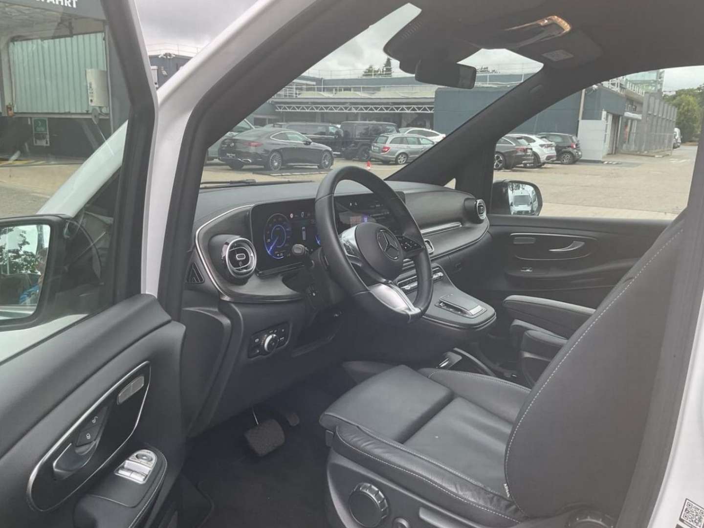 Mercedes EQV 300 Airmatic - 2024 - Joinsteer - #6