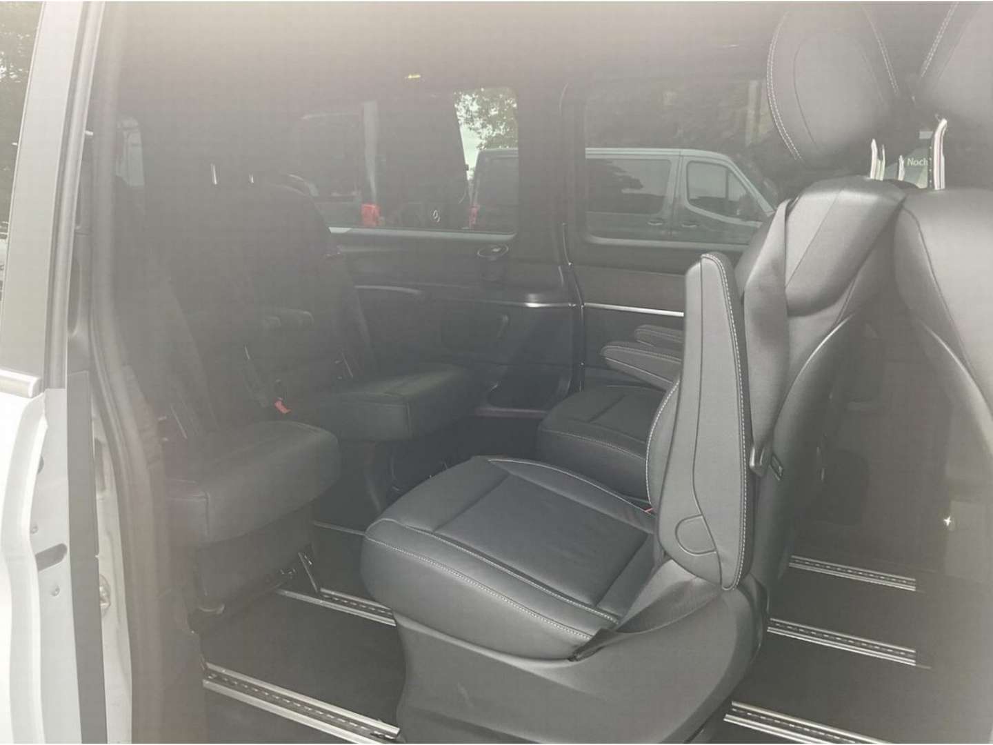 Mercedes EQV 300 Airmatic - 2024 - Joinsteer - #8