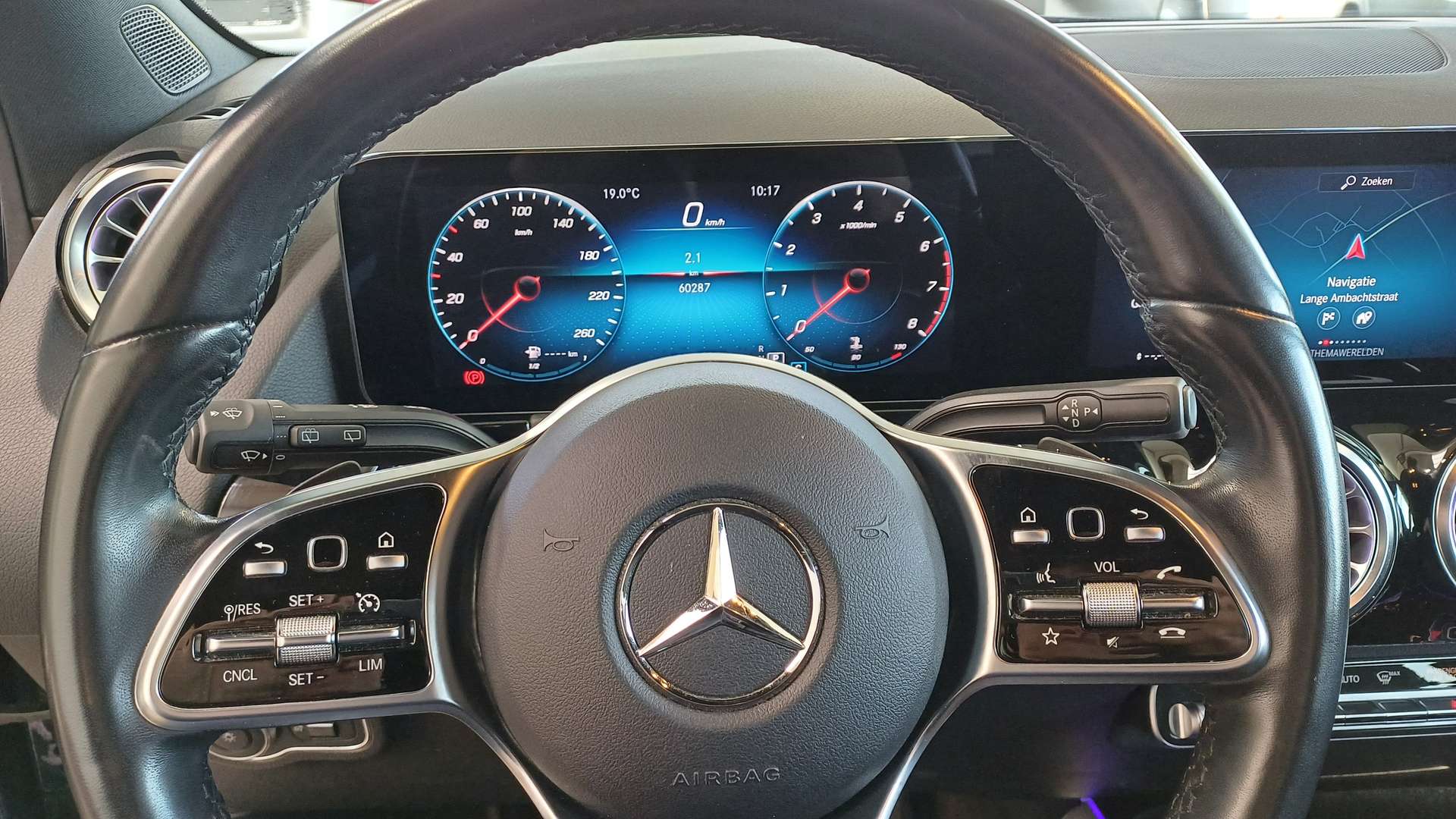 Mercedes GLA 180 Progressive - 2022 - Joinsteer - #17