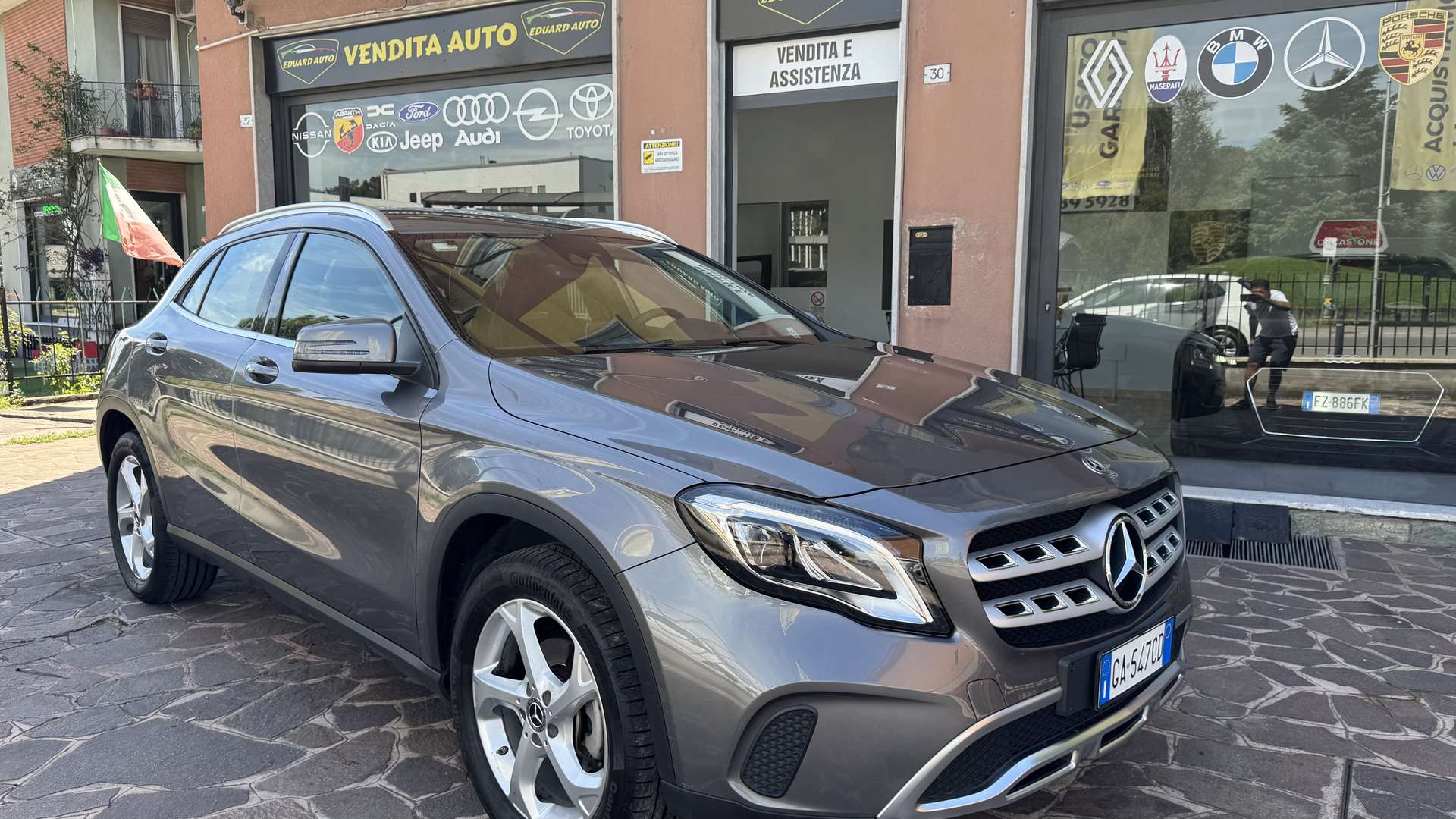 Mercedes GLA 200 Premium Sport - 2020 - Joinsteer - #1