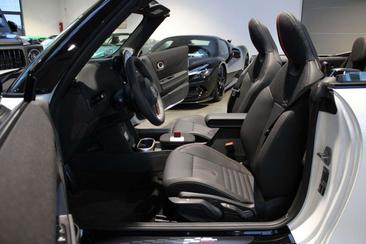Mini Cabrio John Cooper Works — photo 4