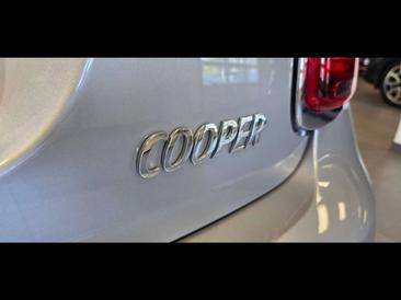 Mini Cooper E Essential 2023 Argent — photo 19