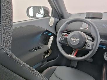 Mini Aceman JCW Cooper E — photo 3