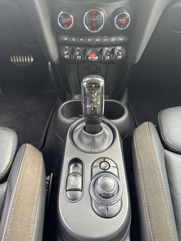 Mini Cabrio John Cooper Works — photo 20