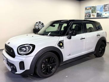 Mini Countryman COOPER SE — photo 2