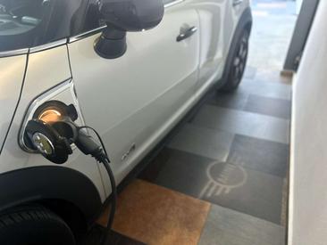 Mini Countryman COOPER SE — photo 4