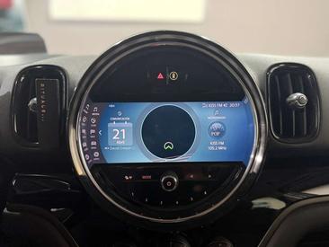 Mini Countryman COOPER SE — photo 11