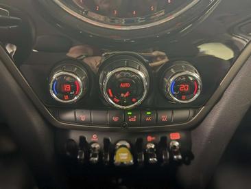 Mini Countryman COOPER SE — photo 12