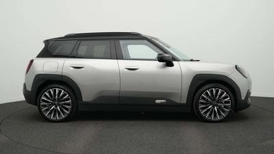 Mini Aceman Favoured