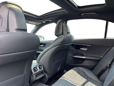 Mercedes Classe C 200 AMG Line — photo 14
