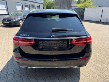 Mercedes Classe E 300 — photo 7