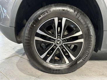 Mercedes GLA 180 — photo 4