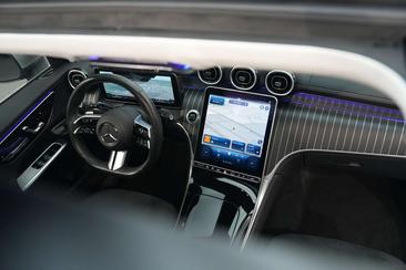 Mercedes GLC 400 AMG Line — photo 3
