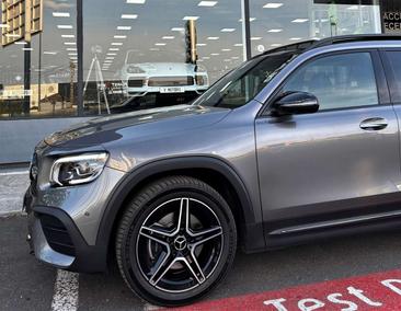 Mercedes GLB 200 AMG Line — photo 18