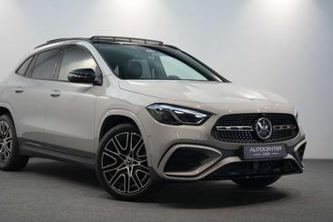 Mercedes GLA 250 Year Edition — photo 12