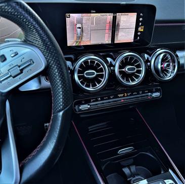 Mercedes GLB 200 AMG Line — photo 34
