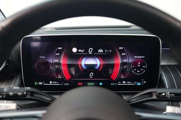 Mercedes GLC 400 AMG Line — photo 24