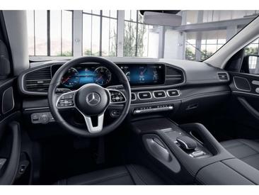 Mercedes GLS 350 — photo 7