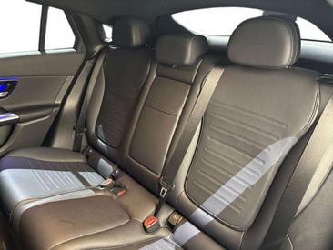 Mercedes GLC Coupé 220 AMG Line — photo 16