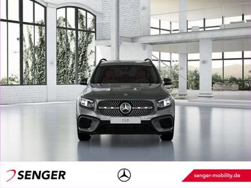 Mercedes GLB 200 Night Edition — photo 4