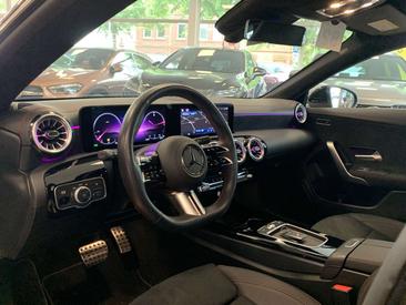 Mercedes CLA 200 AMG Line — photo 11