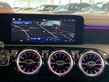 Mercedes CLA 200 AMG Line — photo 16