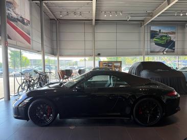 Porsche 991 I Carrera 4 GTS Cabriolet — photo 2