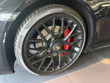 Porsche 991 I Carrera 4 GTS Cabriolet — photo 6