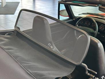 Porsche 993 Carrera Cabriolet — photo 31