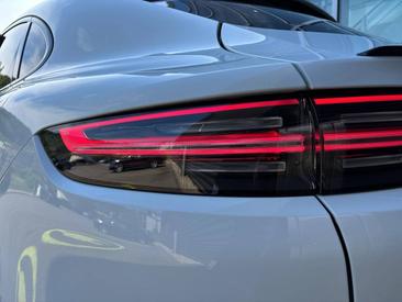 Porsche Cayenne III E-Hybrid Coupé Platinum Edition — photo 10