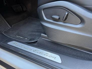 Porsche Cayenne III E-Hybrid Coupé Platinum Edition — photo 21