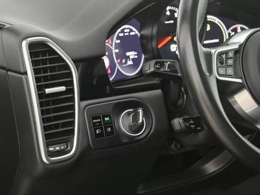 Porsche Cayenne III Coupé — photo 12