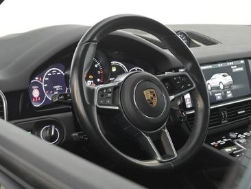 Porsche Cayenne III Coupé — photo 13
