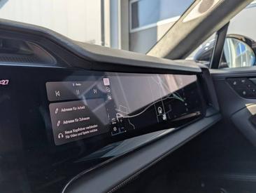 Porsche Cayenne E4 Turbo Electric — photo 14