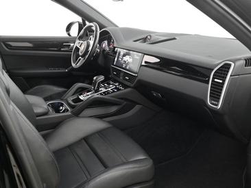 Porsche Cayenne III Coupé — photo 20