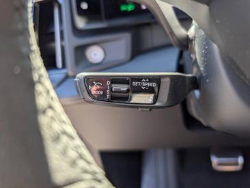 Porsche Cayenne E4 Turbo Electric — photo 19