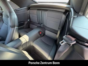 Porsche 992 I Carrera 4S — photo 13