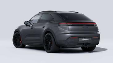 Porsche Macan 4S — photo 12
