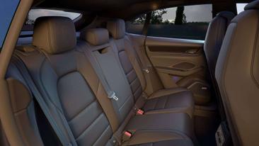 Porsche Macan 4S — photo 30