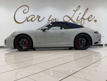 Porsche 991 GTS — photo 19