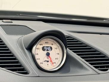 Porsche 991 GTS — photo 35
