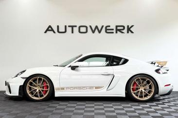 Porsche 718 Cayman GT4 — photo 4