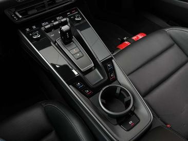 Porsche 992 I Carrera S — photo 12
