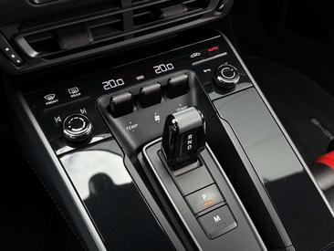 Porsche 992 I Carrera S — photo 17
