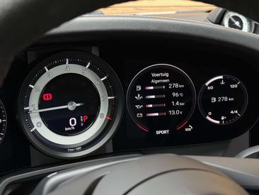 Porsche 992 I Carrera S — photo 33