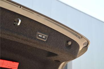 BMW Série 3 M Sport 330e — photo 22