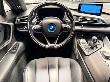 BMW I8 Coupé — photo 18