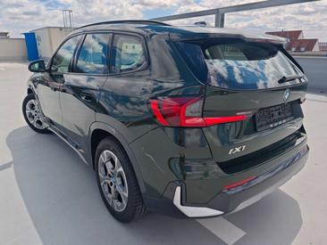 BMW IX1 XLine 30 — photo 5