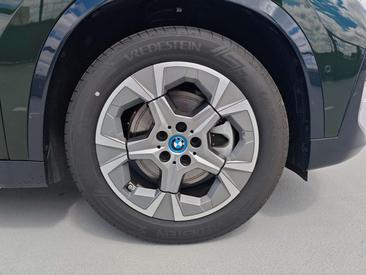 BMW IX1 XLine 30 — photo 9